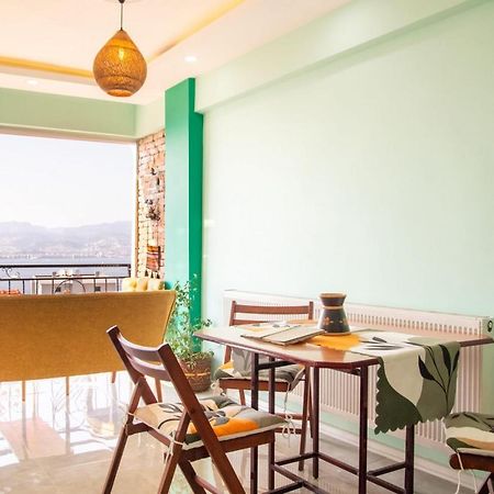 Flat With Great View And Central Location In Konak Izmir Exterior photo