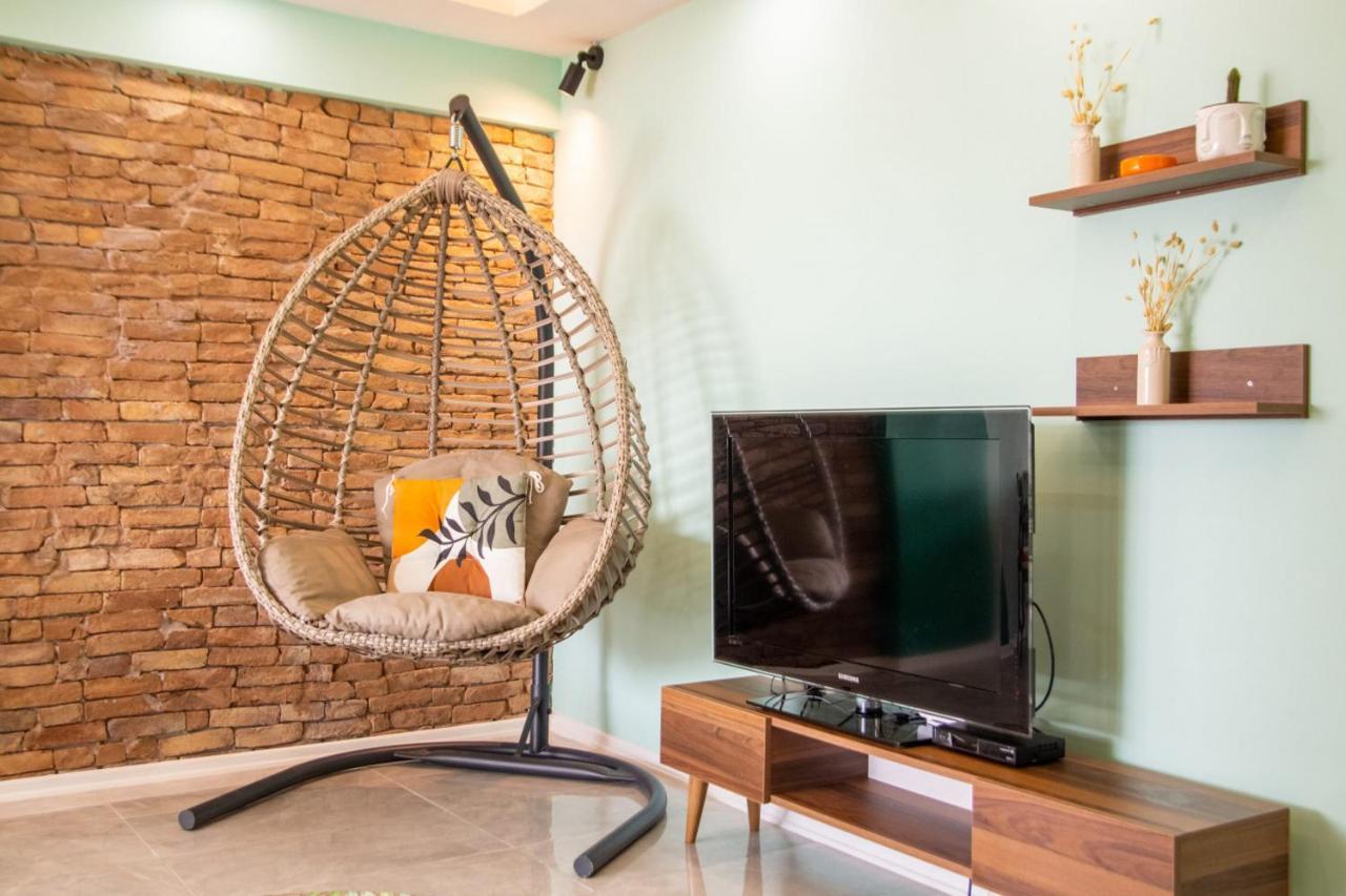 Flat With Great View And Central Location In Konak Izmir Exterior photo