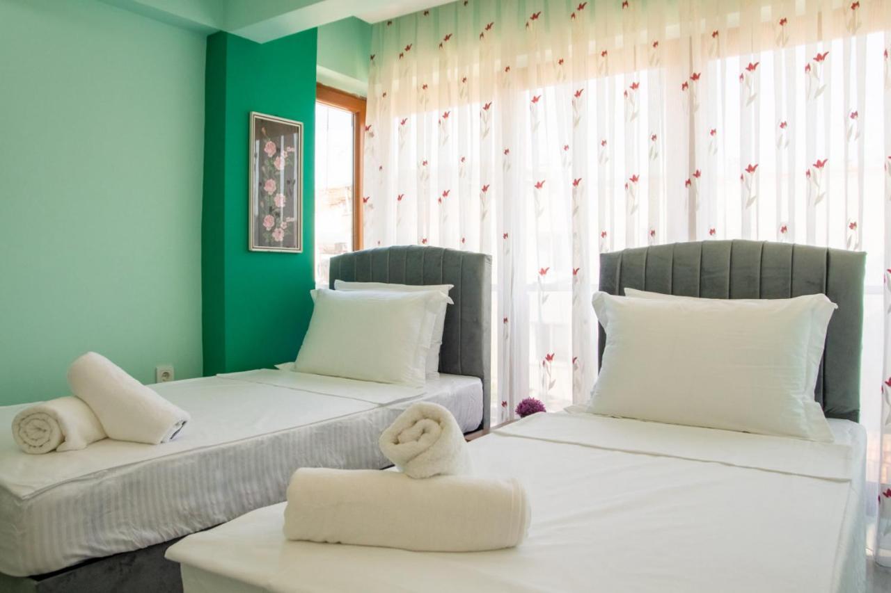 Flat With Great View And Central Location In Konak Izmir Exterior photo